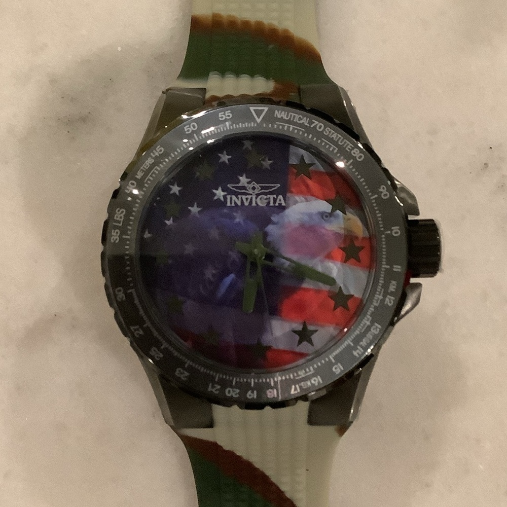 Invicta Aviator Men’s Watch with an American Flag/Eagle Dial, Brand New - Picture 3 of 3